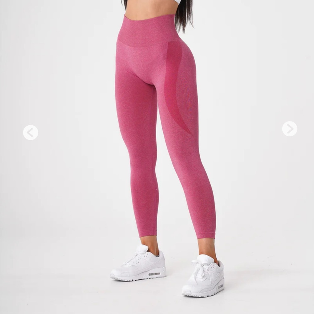 NVGTN crimson contour seamless leggings